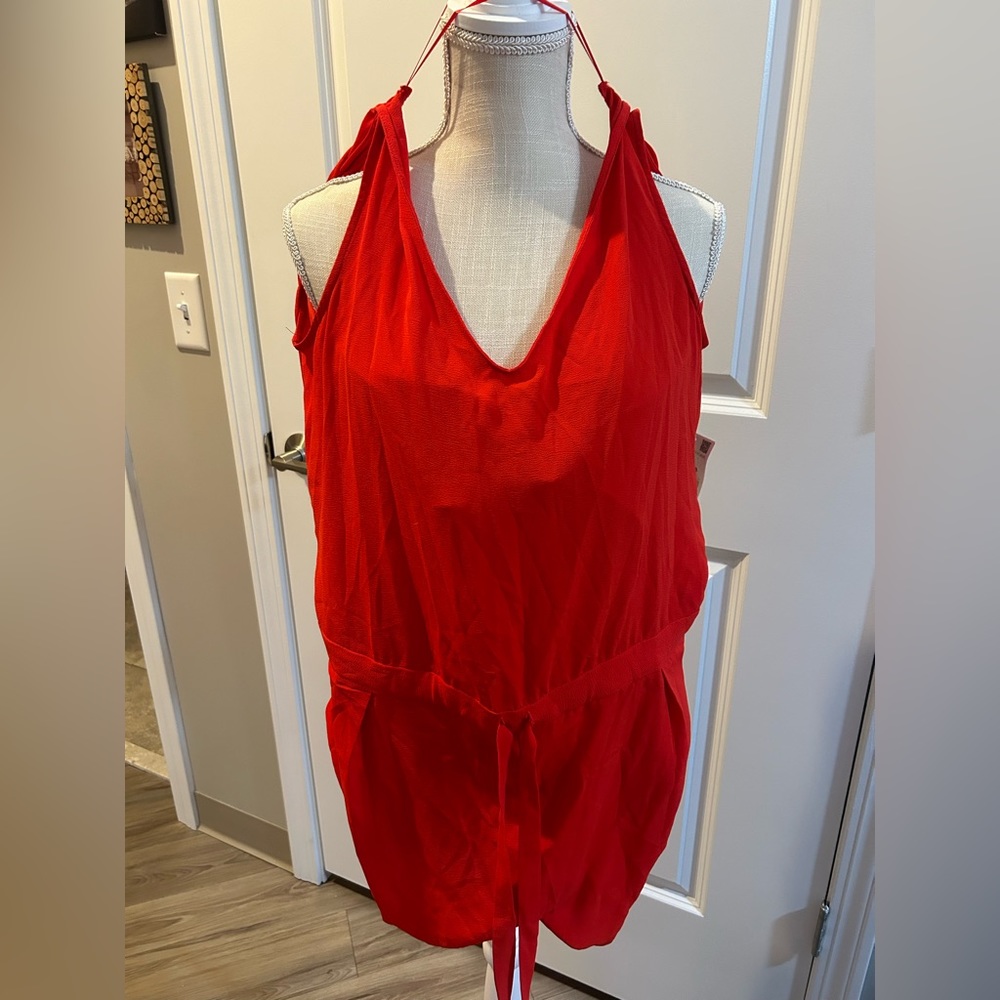 ZARA - Womens shorts / romper RED large - backless with pockets!